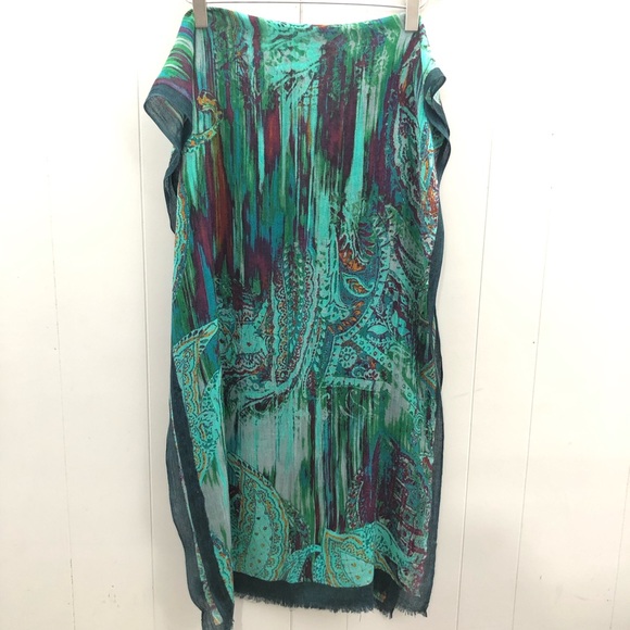 Lightweight Green Paisley Blanket Scarf/Wrap/Shawl - Picture 15 of 15